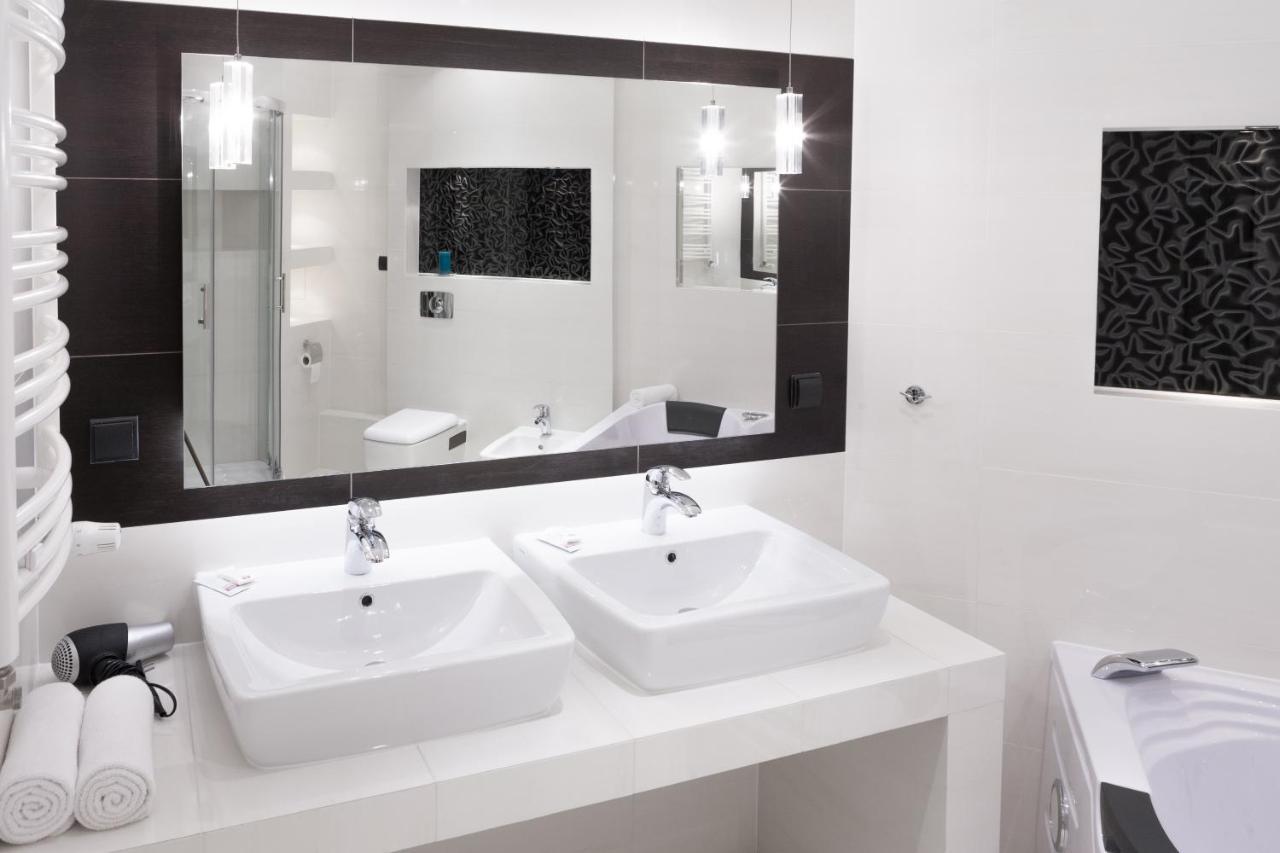 גליביצ'ה Hotel Mikulski מראה חיצוני תמונה
