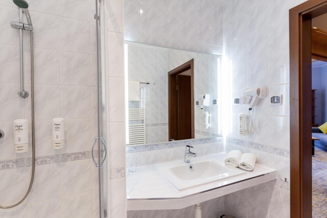 גליביצ'ה Hotel Mikulski מראה חיצוני תמונה